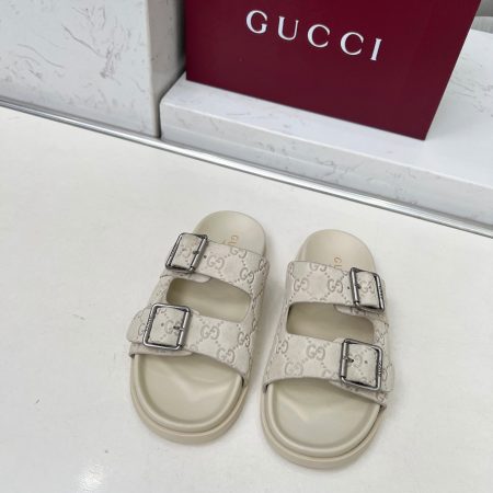 Gucci GG leather sandals | Smart Closet - Image 2