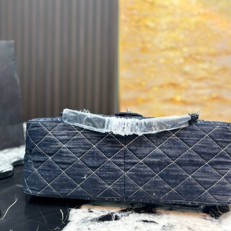Chanel Chain Tote Bag - Image 7