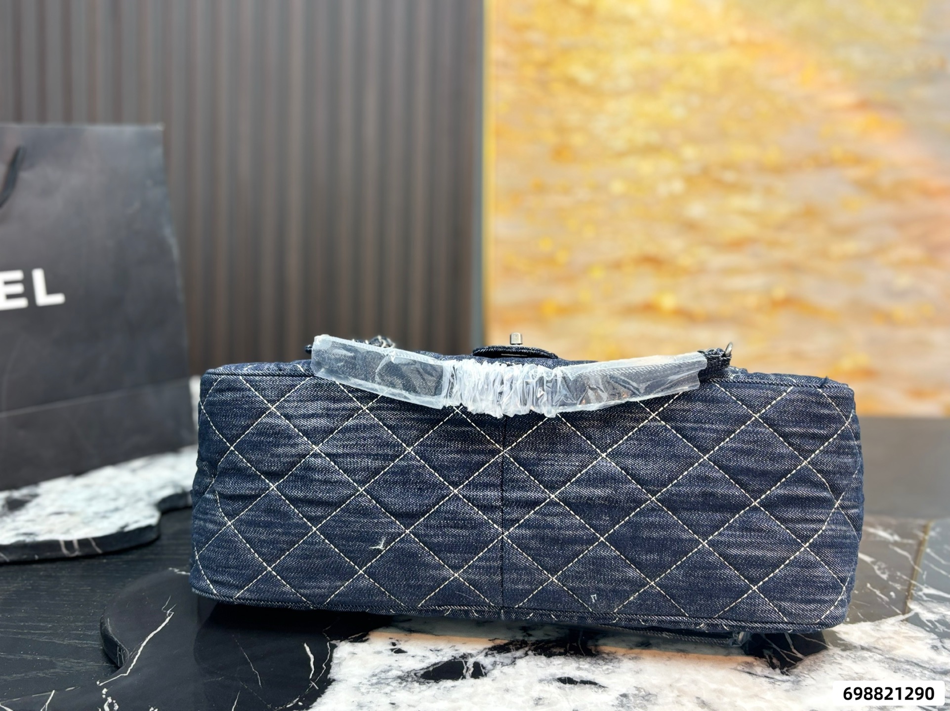 Chanel Chain Tote Bag - Image 7