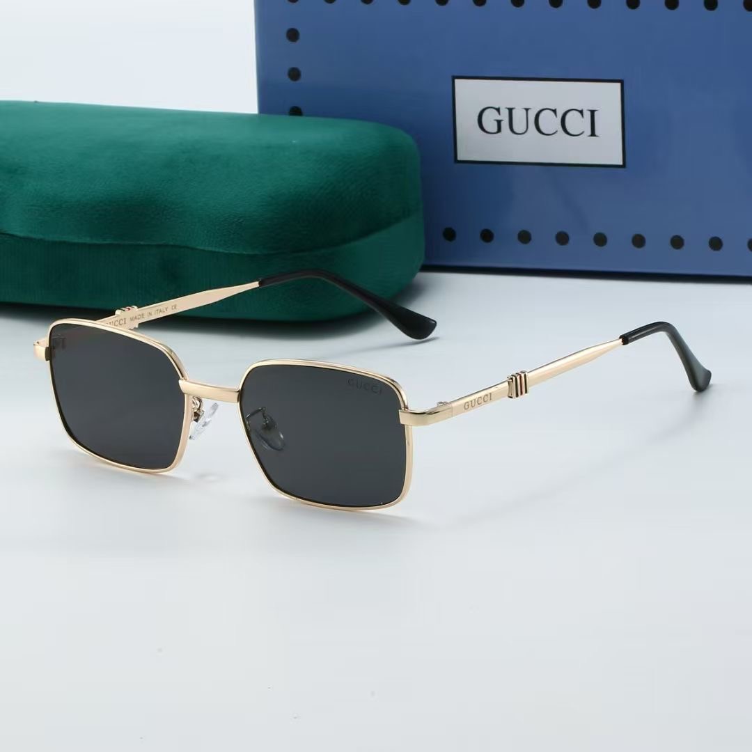 Gucci Fashionable Sunglasses - Image 3