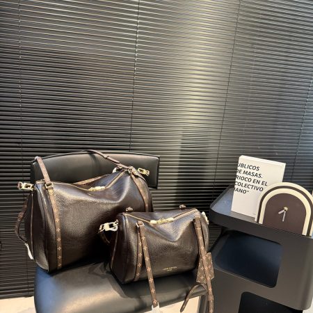 LV  Bag - Image 3