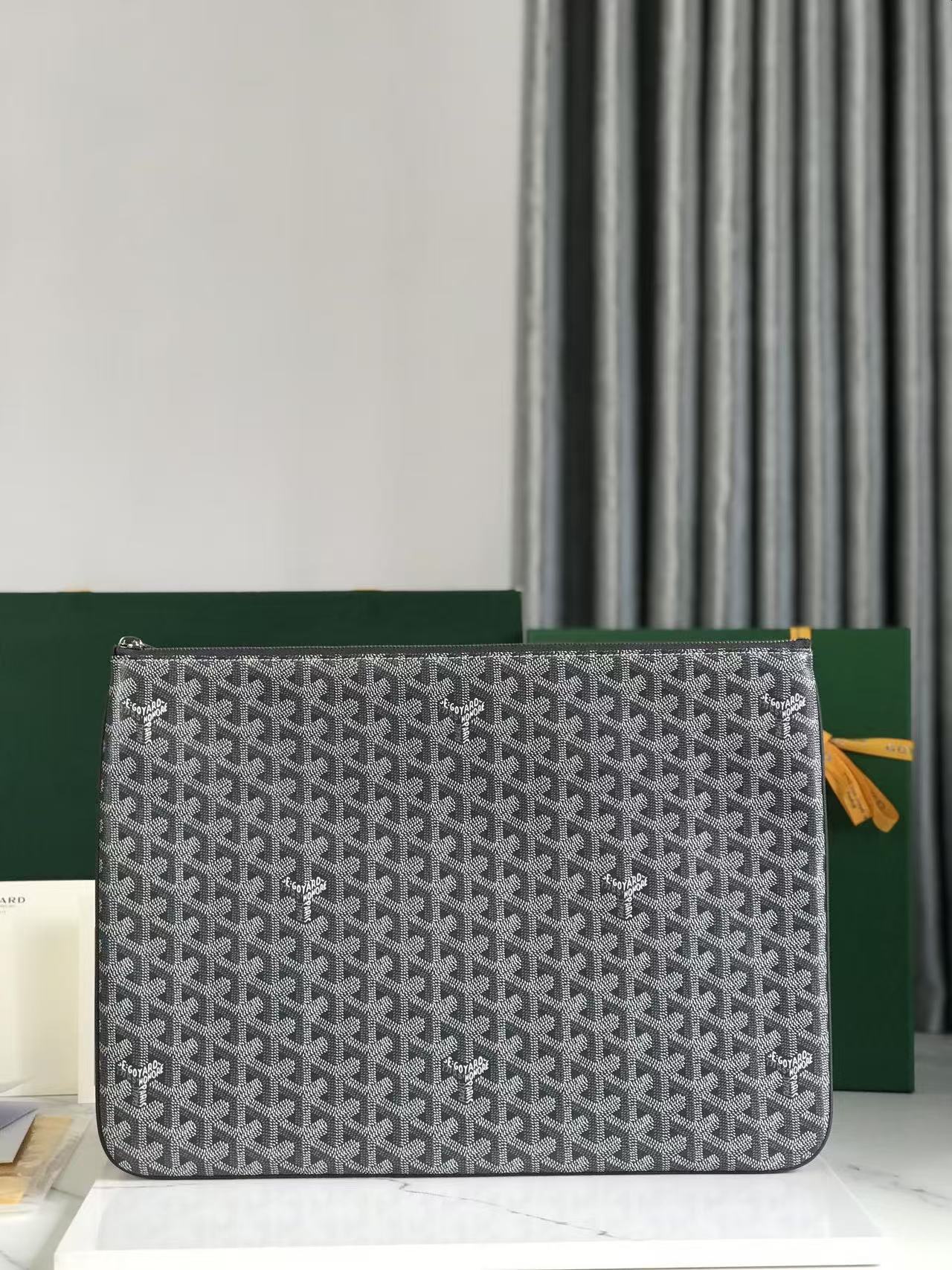 Goyard SENAT Computer Clutch Bag - Image 2
