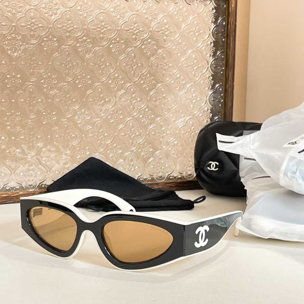 Chanel Sunglasses CH6056 - Black & White Polarized - Image 3