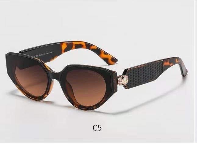 Bulgari Fashionable Sunglasses - Image 2