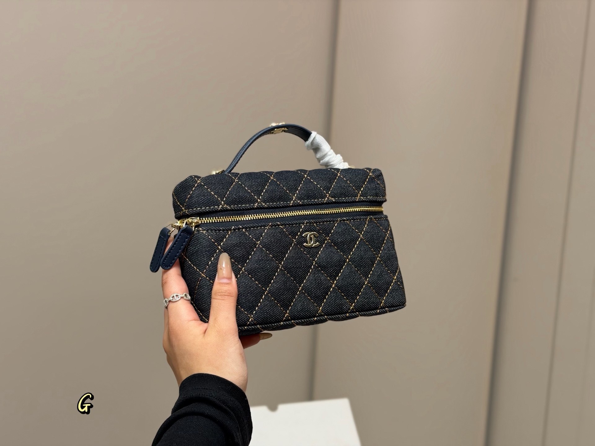 Chanel Classic Vanity With Chain Bag - Image 1