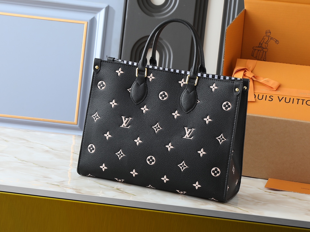 LV ONTHEGO Medium Handbag - Image 1