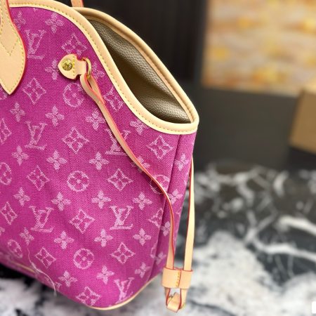 LV Neverfull Tote Bag - Image 5