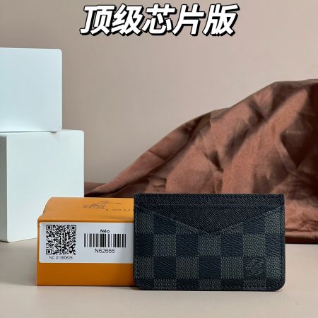 LV Lu Neo Card Holder - Image 3