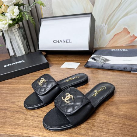 Chanel Quilted CC Slides - Image 6