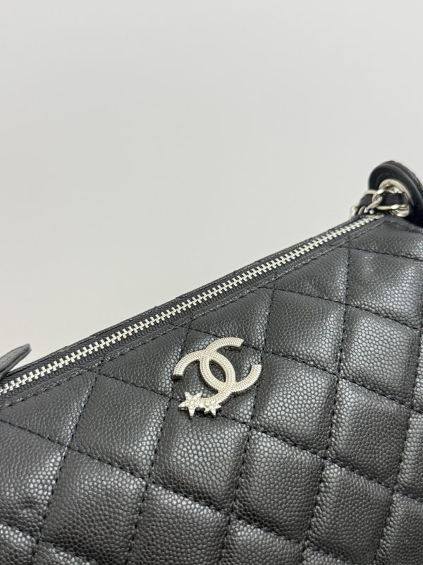 Chanel Caviar Qulited Purse with Chain
