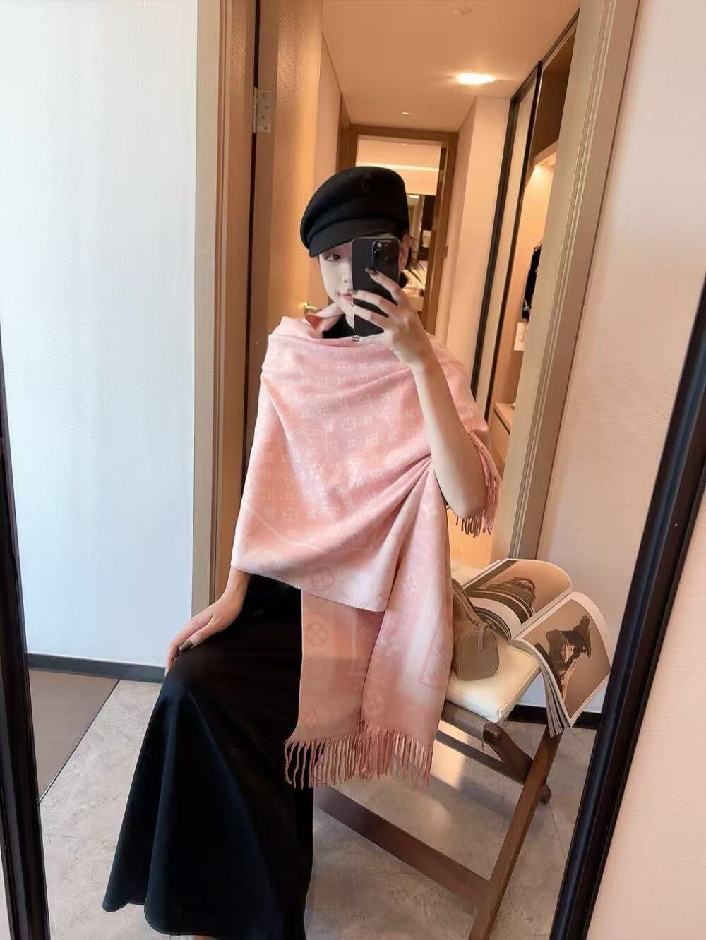 LV Reykjavik Scarf - Image 1