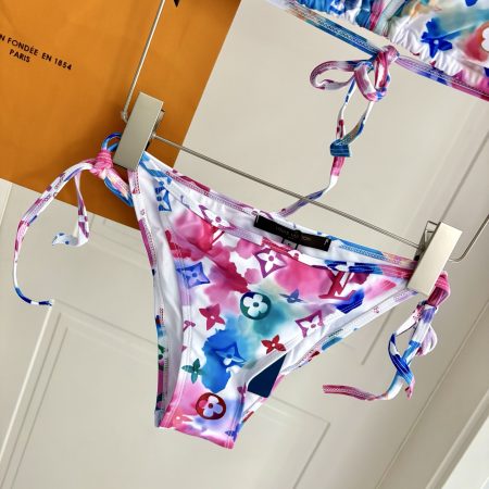 LV Two-Piece Swimsuit Swimwear - Image 4
