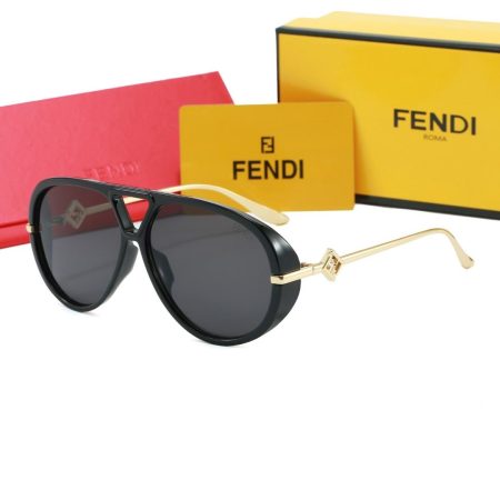 Fendi Fashionable Sunglasses - Image 2