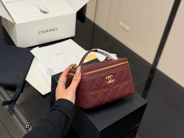 Chanel Long Vanity With Chain Bag
