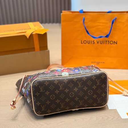 LV x TM Neverfull MM Monogram Bag - Image 7