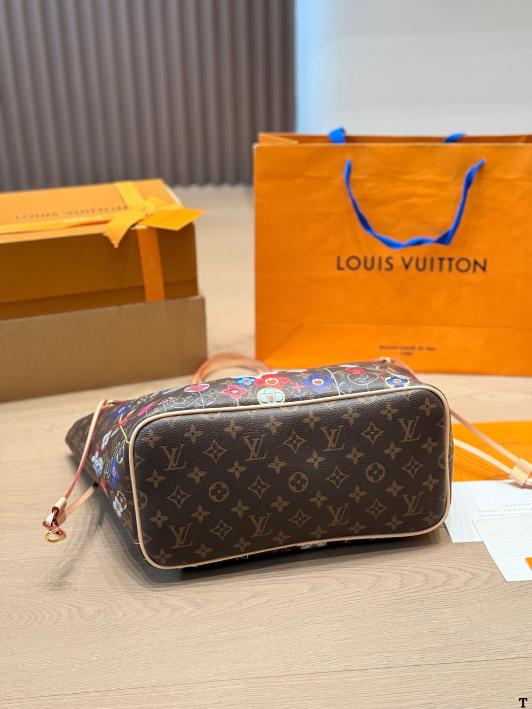 LV x TM Neverfull MM Monogram Bag - Image 7