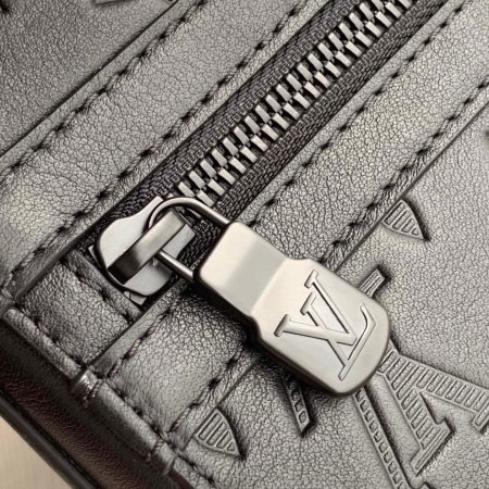 LV Sprinter Mens Shoulder Bag - Image 7