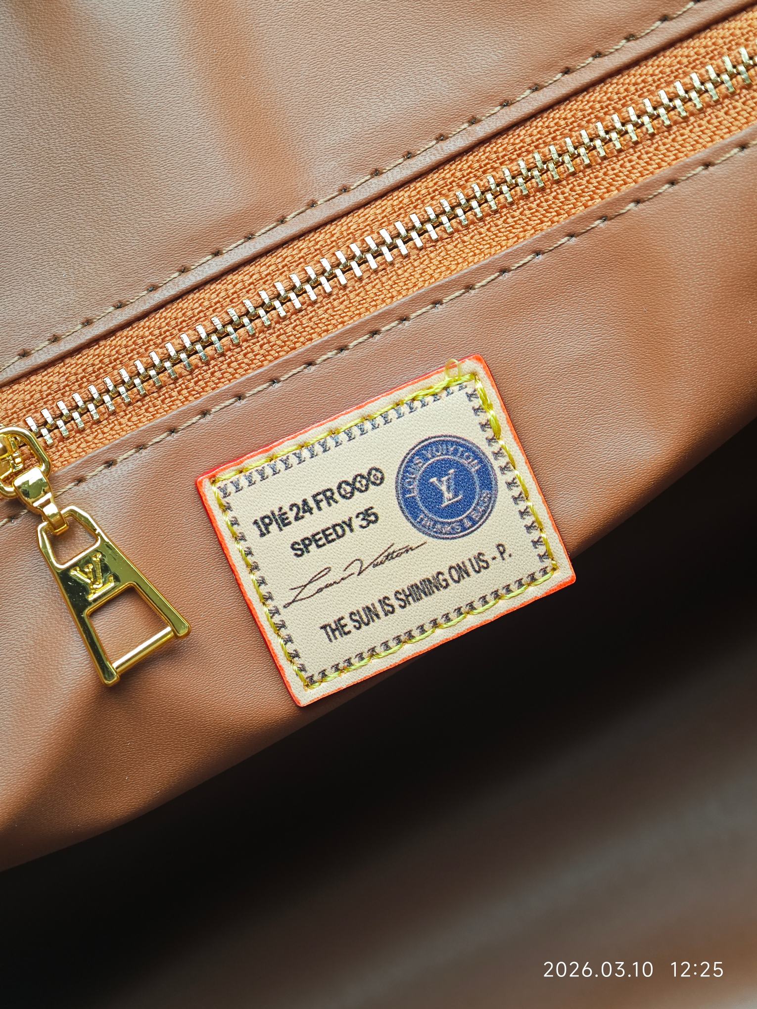 LV Green & White Monogram OnTheGo PM Bag - Image 10
