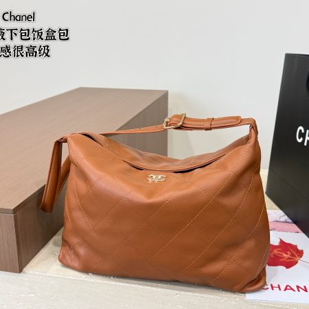 Chanel Underarm Bag / Boho Lunch Box Bag - Image 3