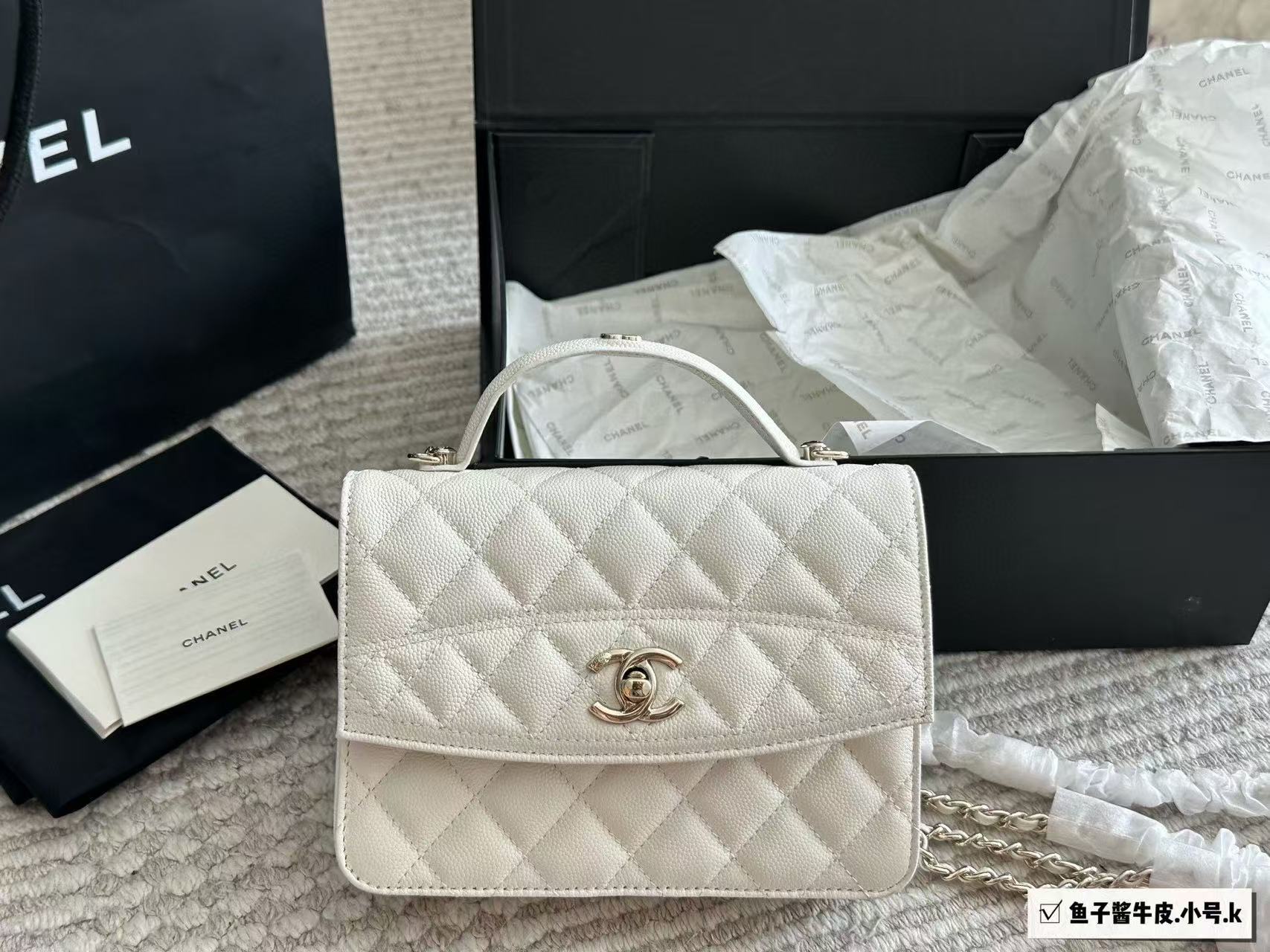 Chanel 25C Clutch with Chain - Image 3