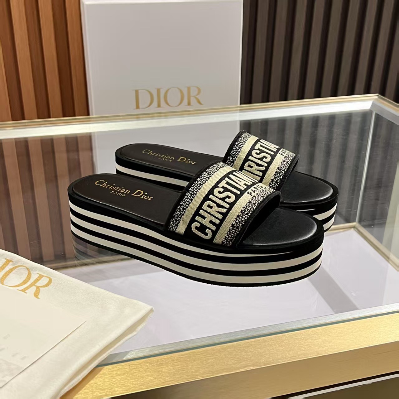 Dway Platform Slide Deep Blue Embroidered Cotton | DIOR - Image 3