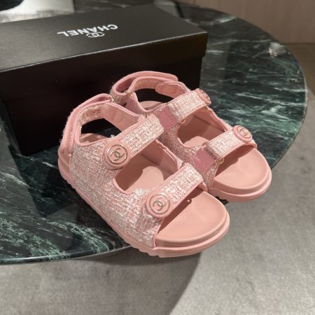 Chanel Children's Sandals - Image 4