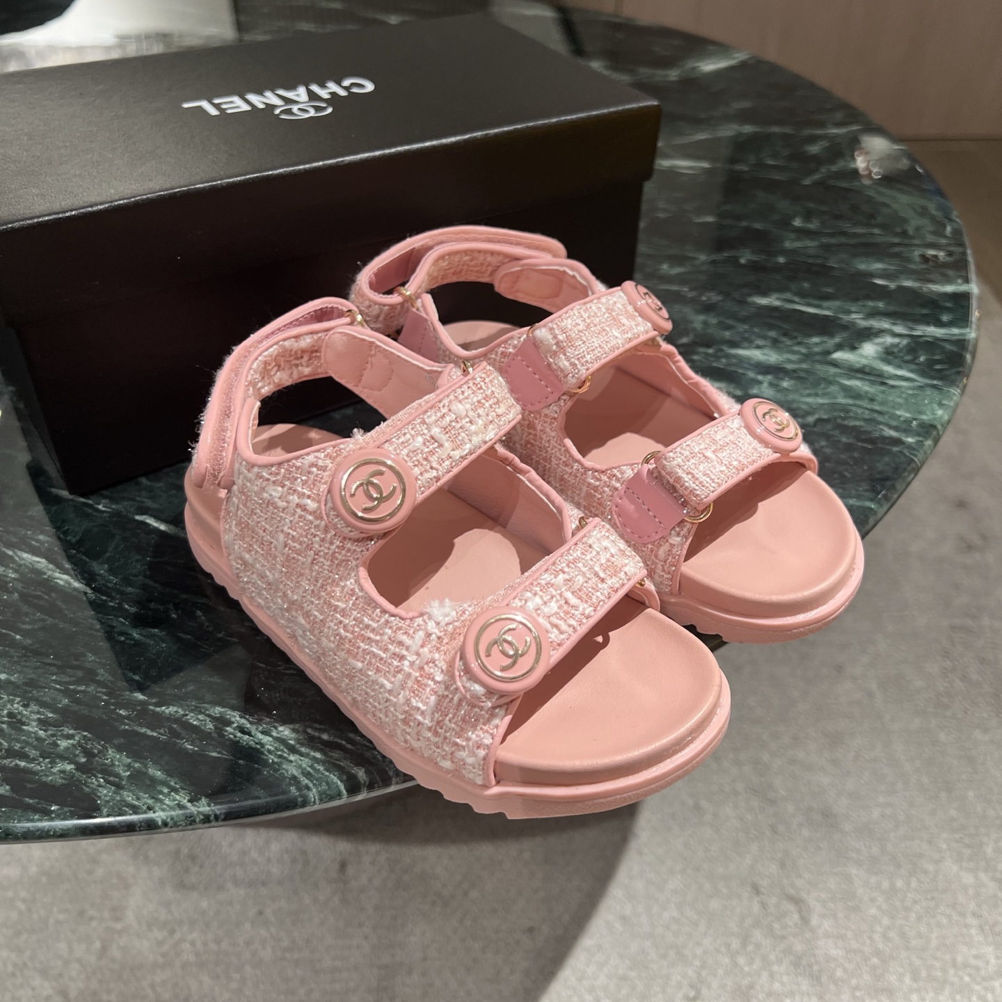 Chanel Children's Sandals - Image 4