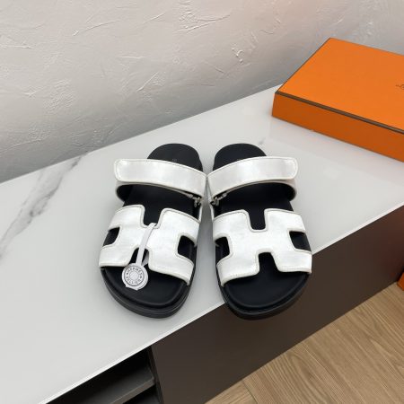 Hermès Chypre Sandals - Image 5