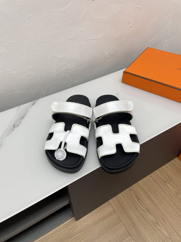 Hermès Chypre Sandals