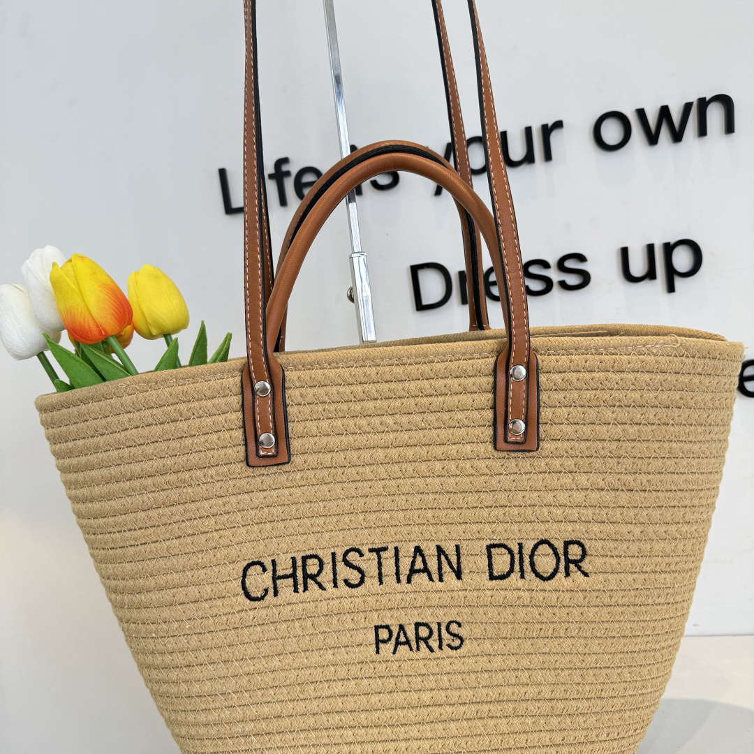 Dior Straw Bag - Image 6