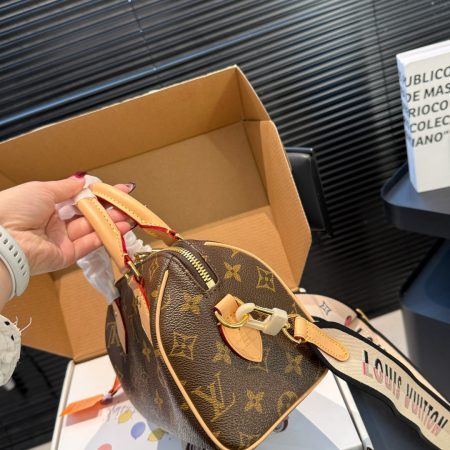 LV Bag - Image 3