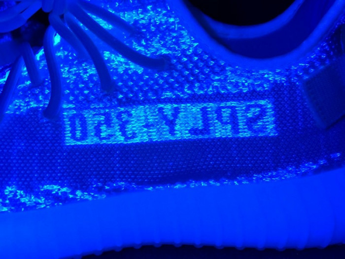 Yeezy 2018 Boost 350 V2 Triple White CP9366 - Image 5