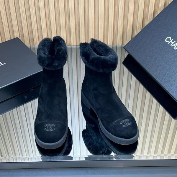 Chanel Fur Boots Black