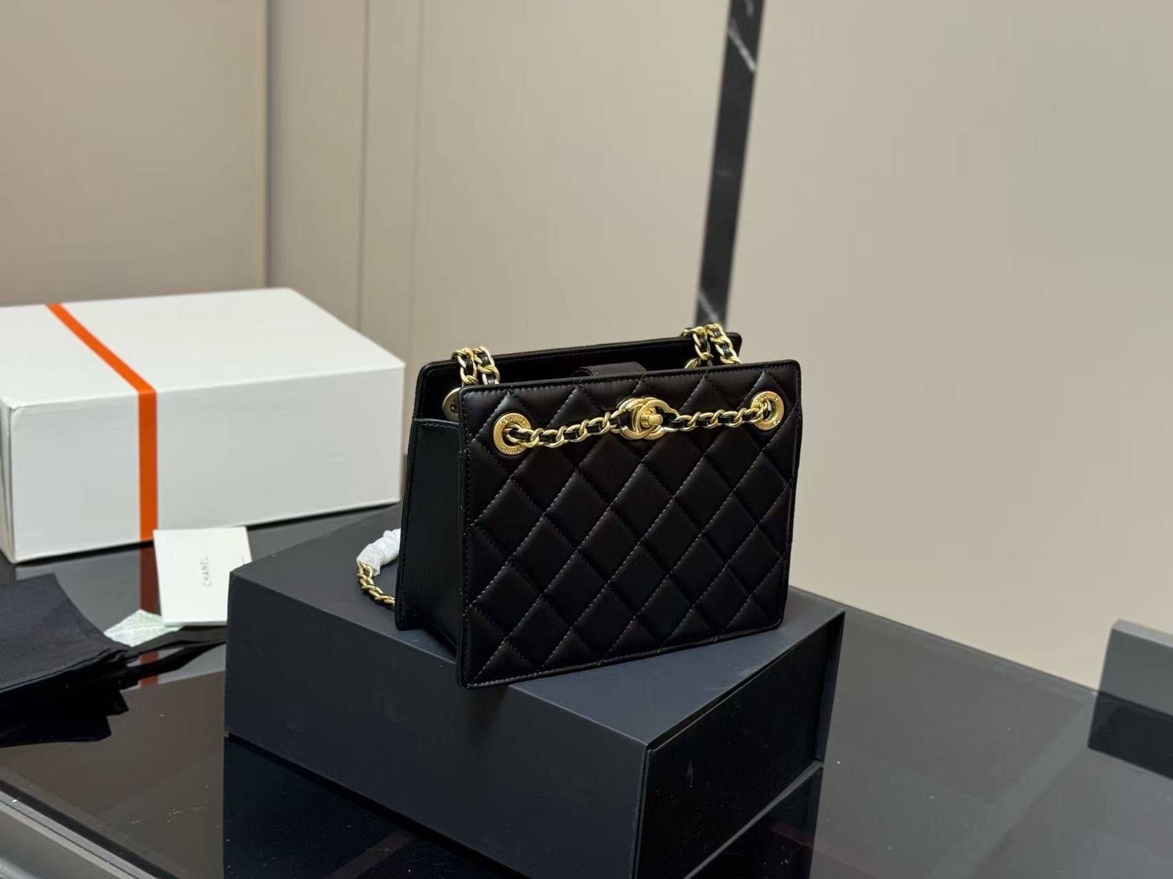 Chanel 24K Shoulder Bag - Image 1