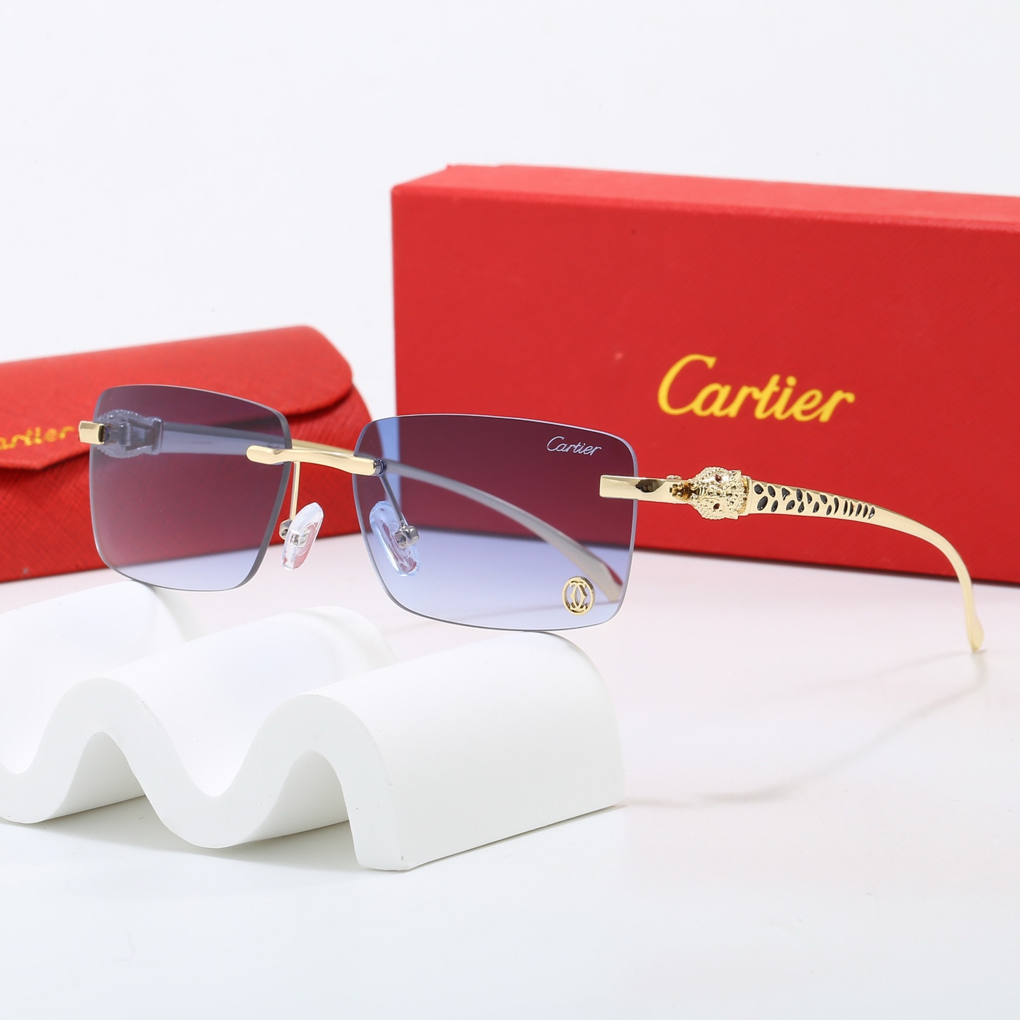 Cartier Fashionable Sunglasses - Image 8