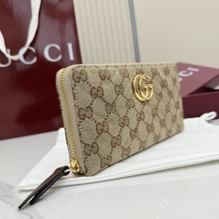 Gucci Marmont Zip Around Wallet in Sand and Brown GG Canvas - Image 3
