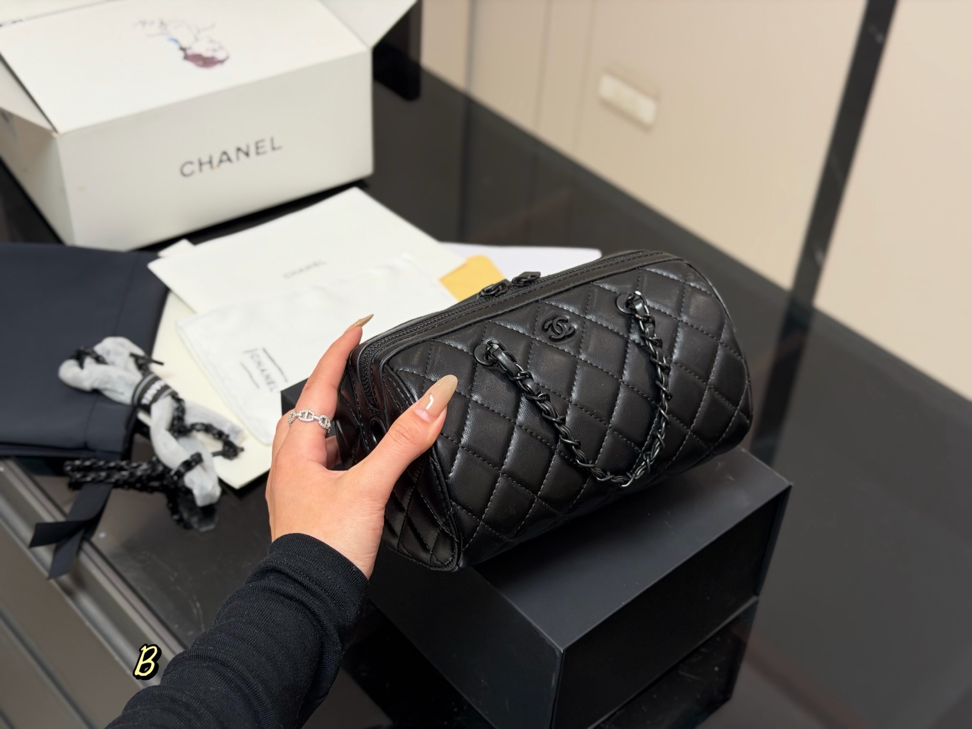 Chanel 25P Bowling Bag - Image 2