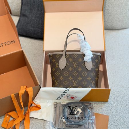 LV Neverfull Bandouliere Inside Out Bag - Image 5