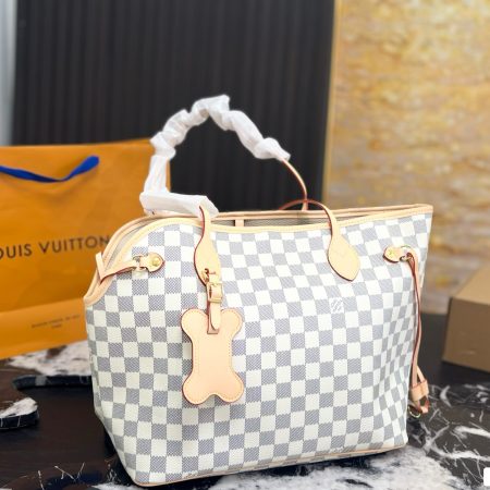 LV Neverfull Tote Bag - Image 3