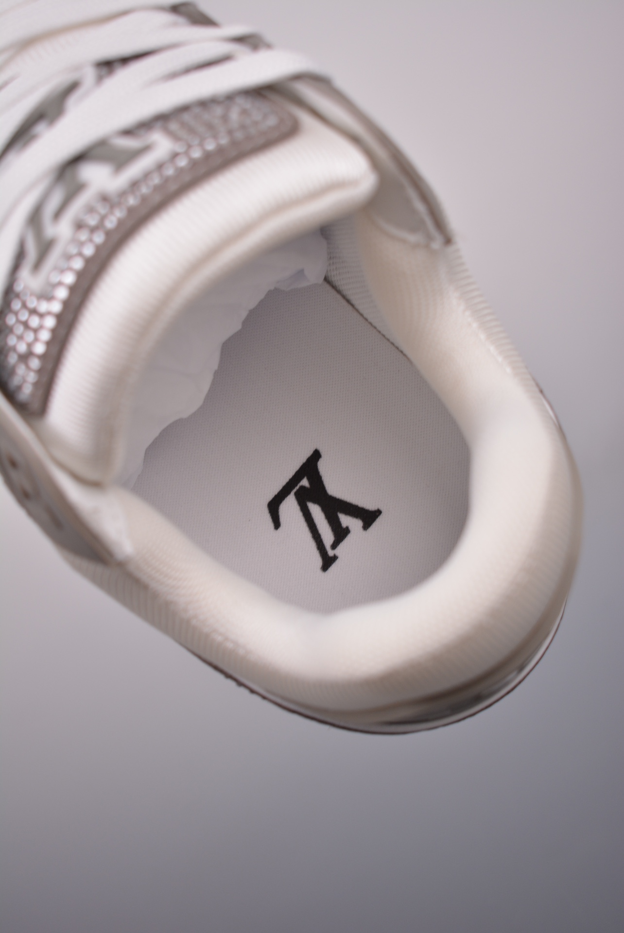 LV Trainer Sneakers High Quality - Image 6