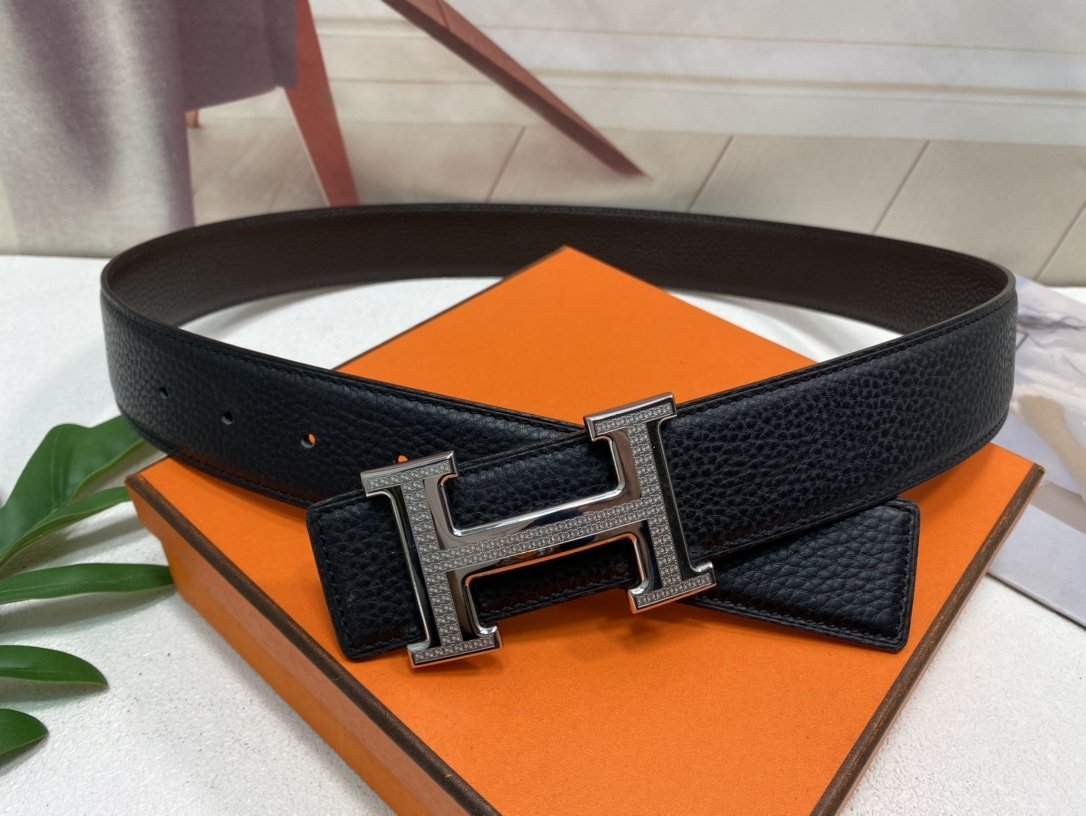 Hermes H Striee Belt Buckle & Reversible Black For Women, Women Belt 380MM - Image 1