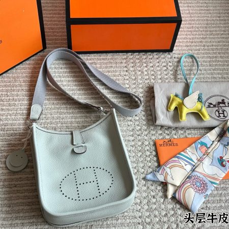 Hermès Evelyne 16 Amazone Bag - Image 2