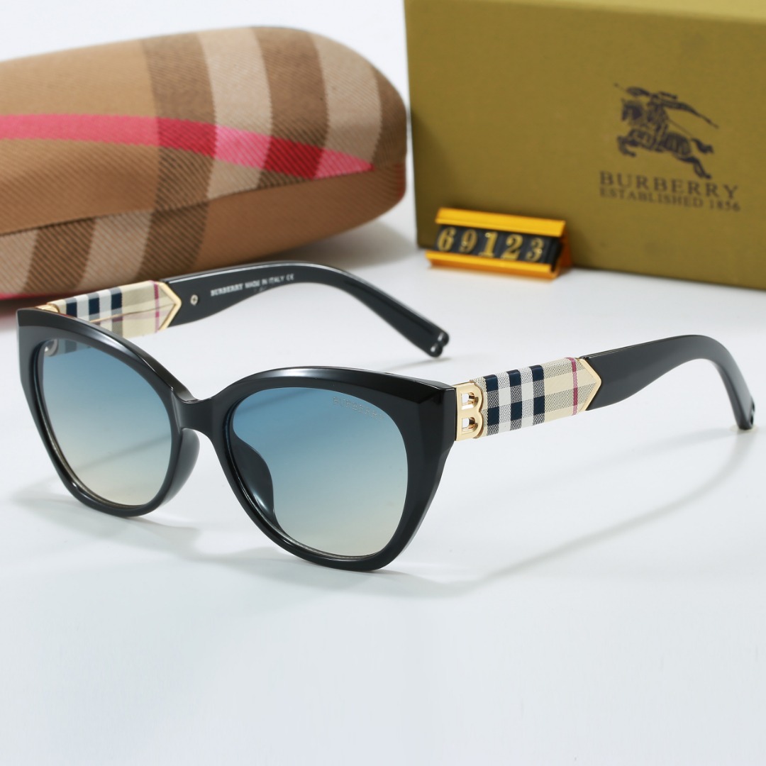 Burberry Fashionable Sunglasses - Image 3