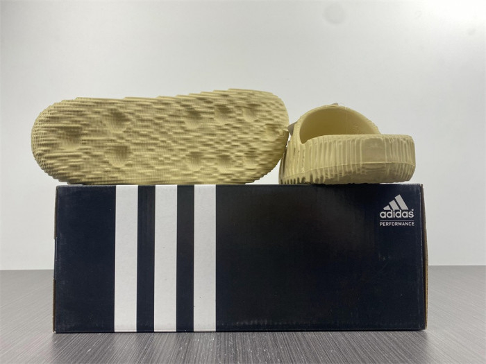 Yeezy Slide new collection 2 - Image 8