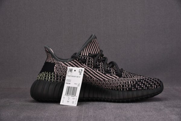 Yeezy 350 V2 Yecheil FW5190