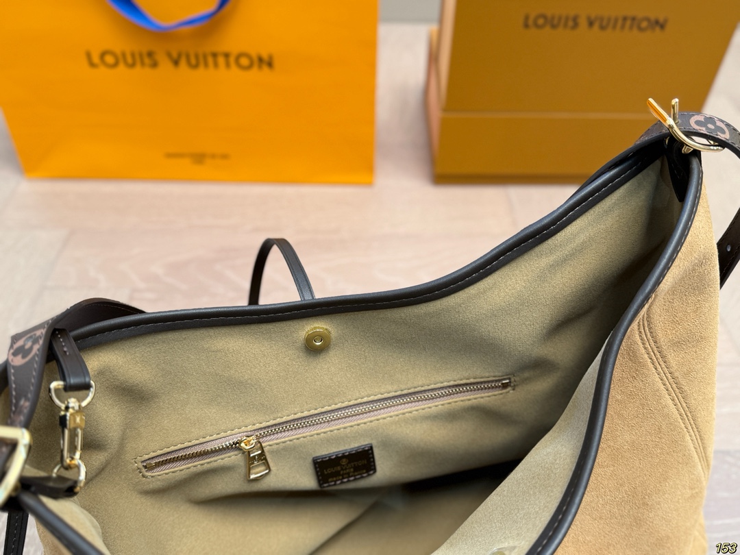 LV Carryall Tote Bag - Image 7