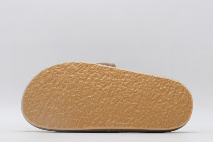 Yeezy Slide 6 - Image 6