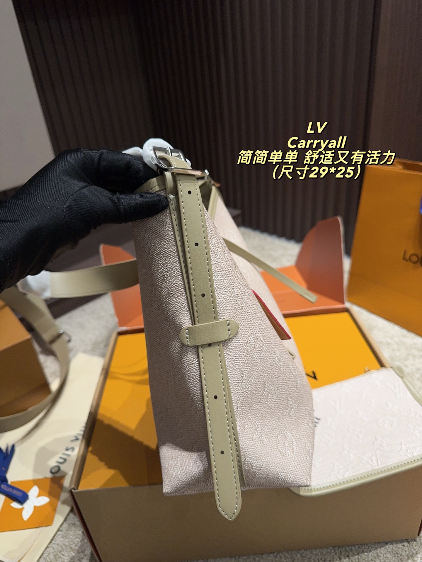 LV Carryall PM Monogram Bag - Image 4