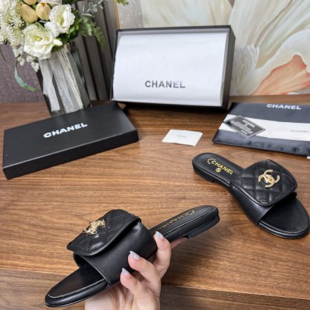 Chanel Quilted CC Slides - Image 10