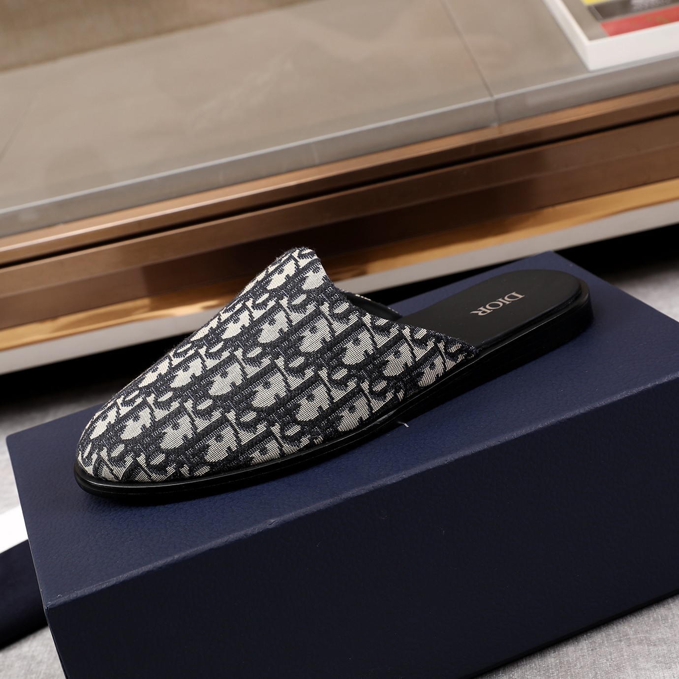 Dior Oblique B28 Embroidered Canvas Men Mules - Image 8